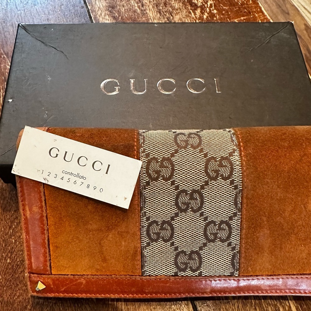 Authentic Gucci wallet - Picture 3 of 8